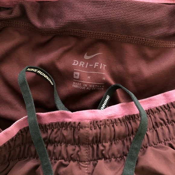Nike purple/maroon running shorts - Picture 4 of 5